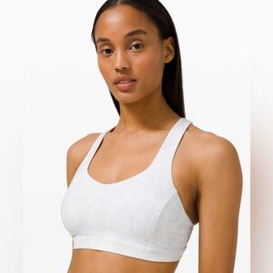 Free to Be Serene Bra *Light Support C/D Cup Online Only